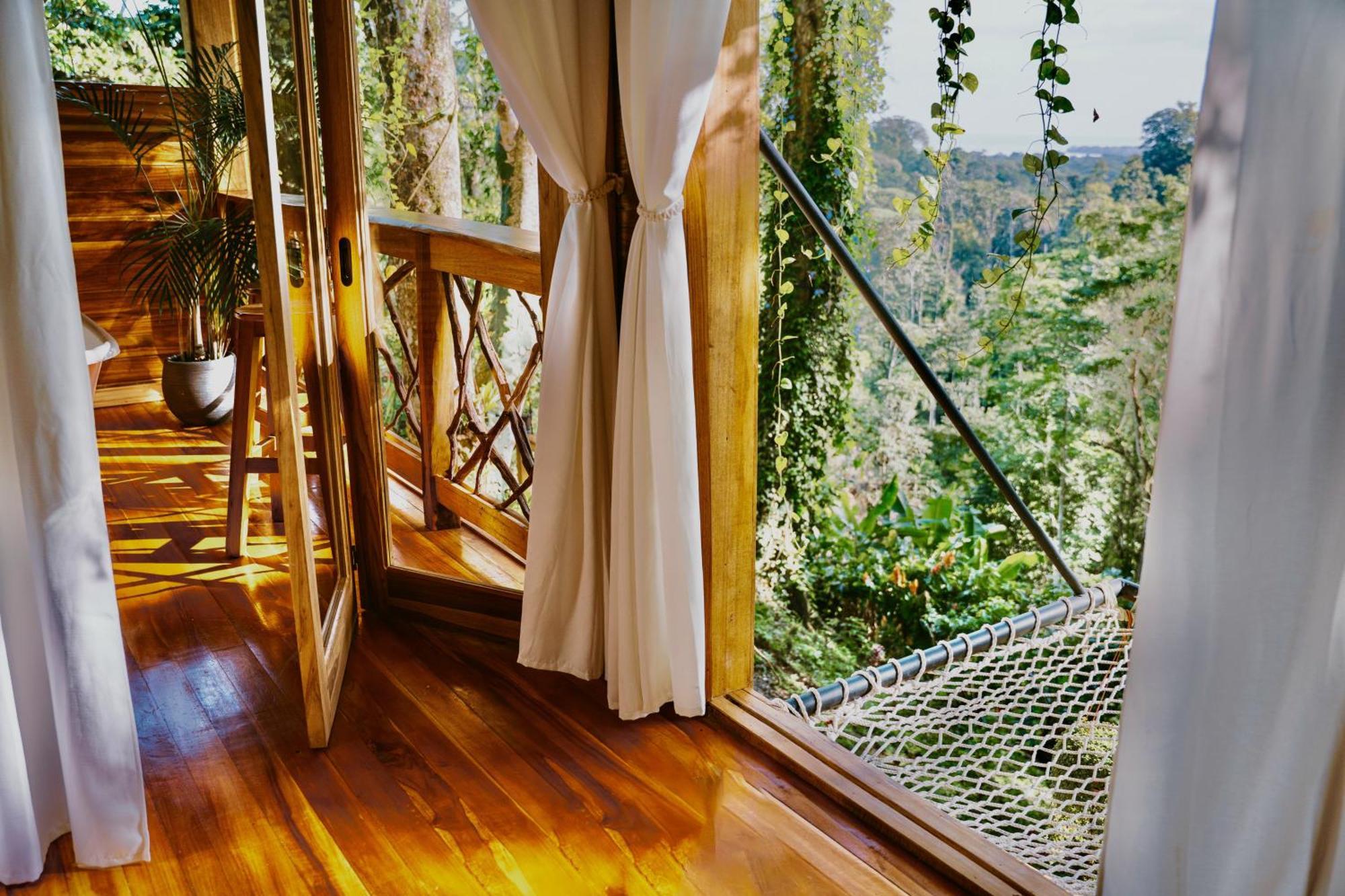 Villa Jungle Spirit Treehouse Cahuita Esterno foto
