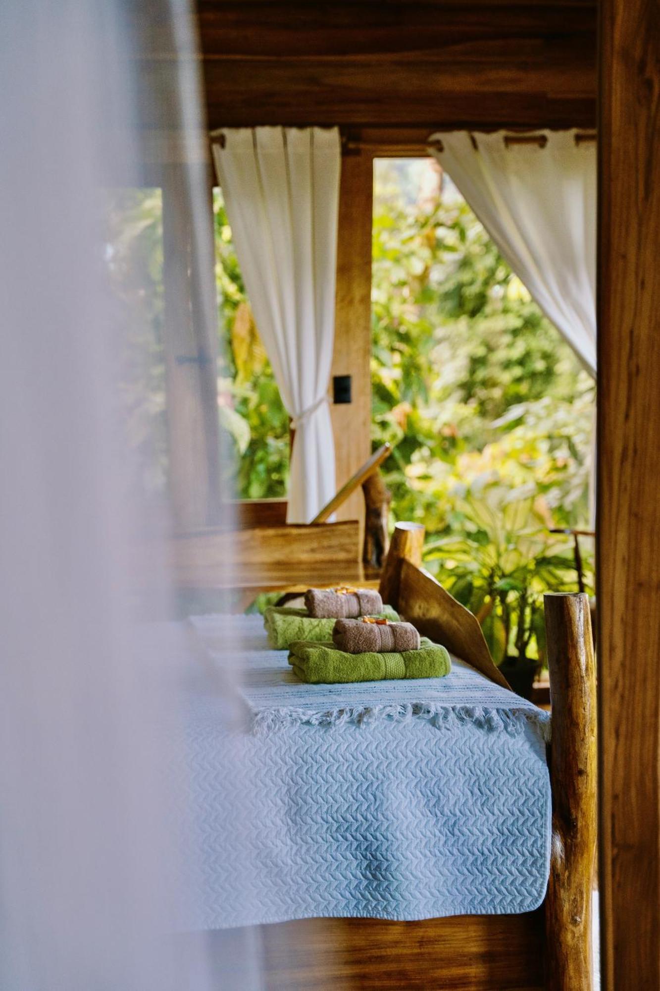 Villa Jungle Spirit Treehouse Cahuita Esterno foto